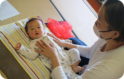 ベビーマッサージ01